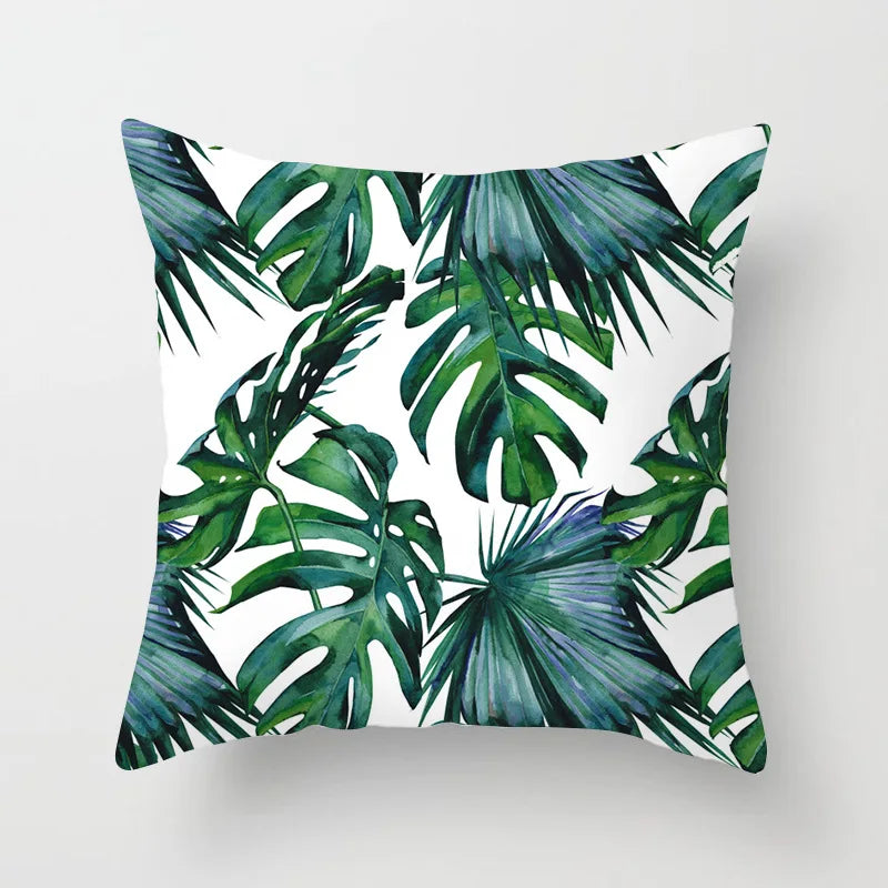 Tropical Kissenbezug mit exotischem Muster, 45x45 cm, in drei Motiven – aus langlebigem, pflegeleichtem Stoff für eine tropische Atmosphäre zu Hause.